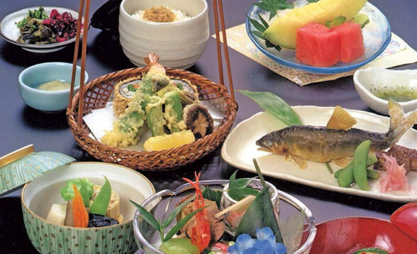 京都 高雄錦水亭 2名様 会席料理特別プラン