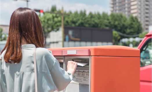 商品を選び、申込書を投函